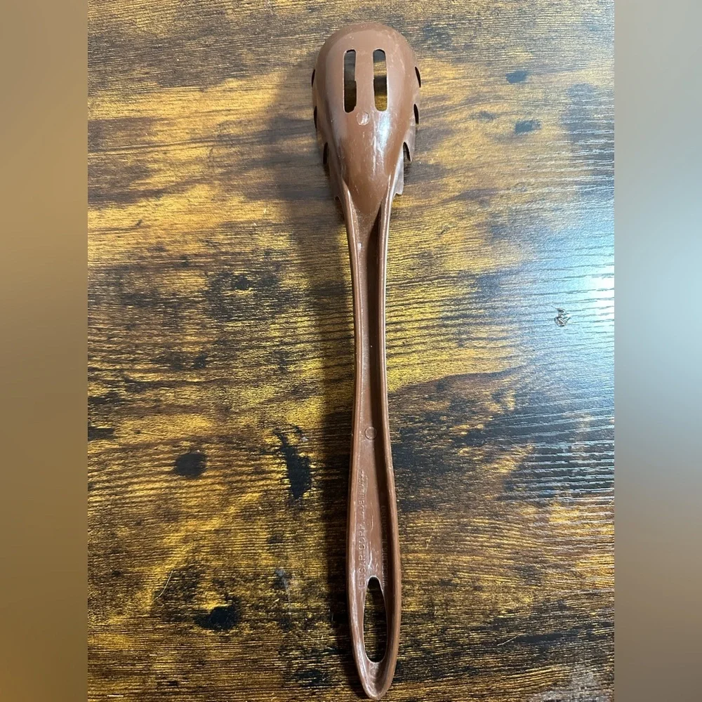 Ensar Corp Spaghetti Pasta Spoon Brown‎ Vintage Retro 80’s
